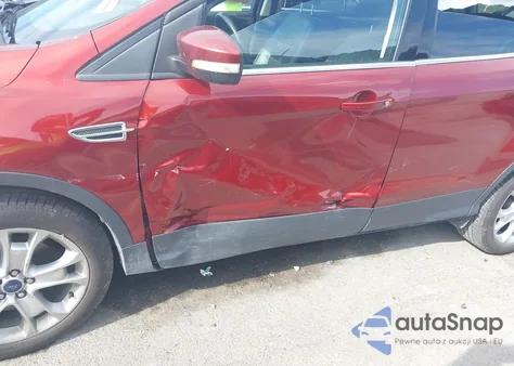 2015 Ford Escape Titanium z USA, uszkodzony, nr VIN 1FMCU0J97FUA83504